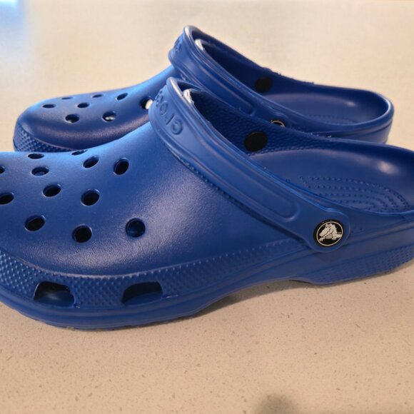 Crocs - Picture 2 of 2